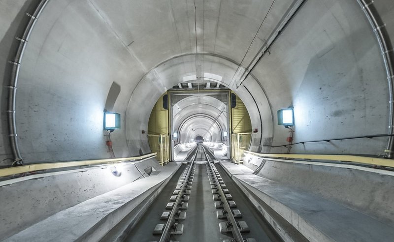 After train derailment: New gate for the Gotthard