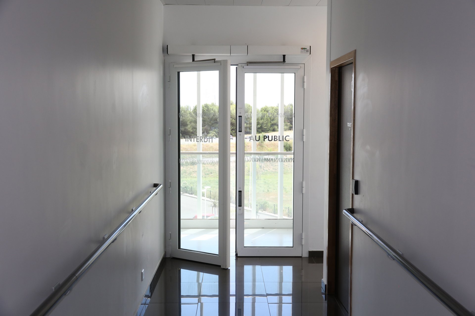 Opérateurs Portes battantes FD10