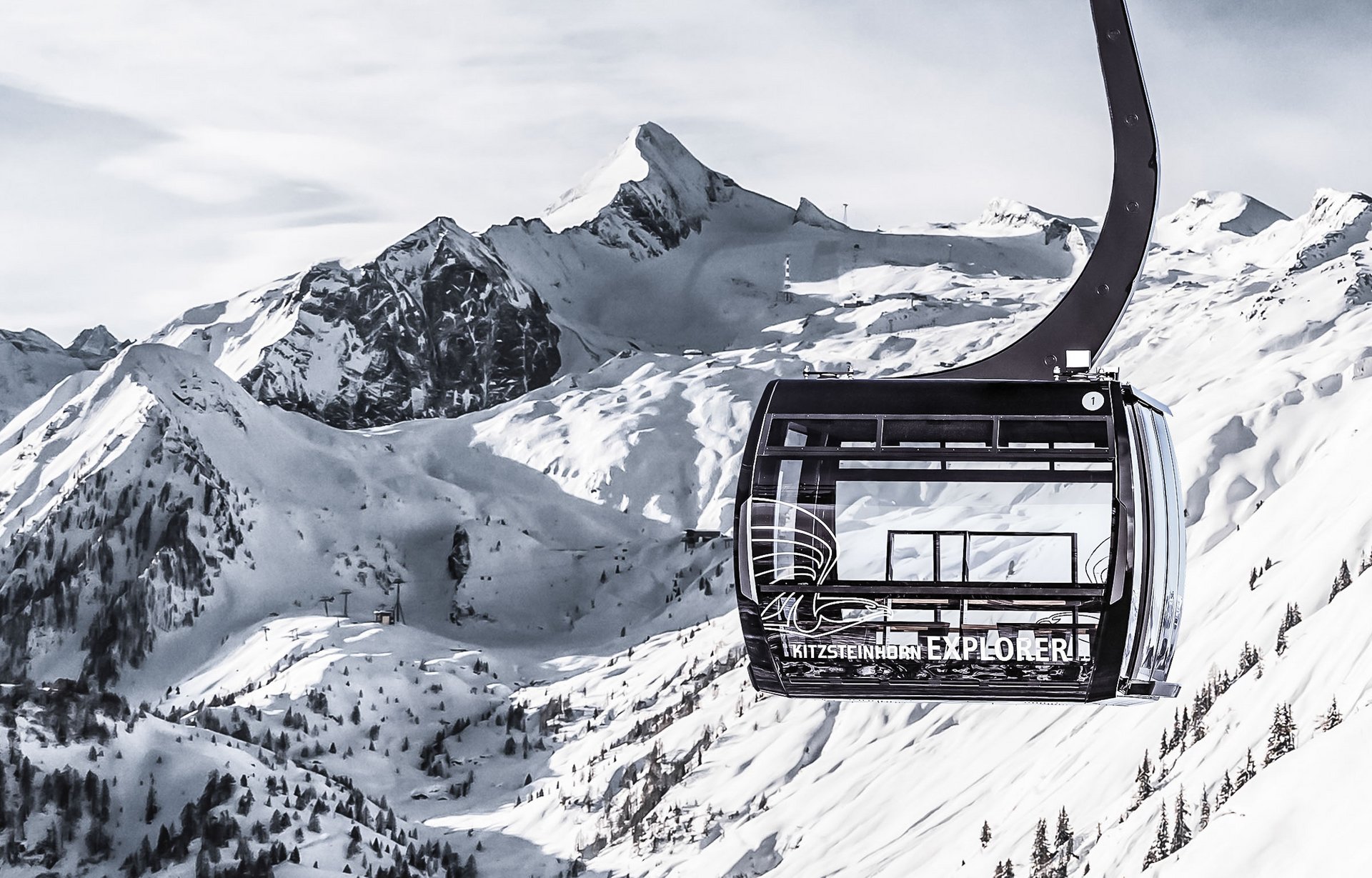 Explorer Gondelbahn Kitzsteinhorn mit automatischen Sonderlösung Schiebetüren
