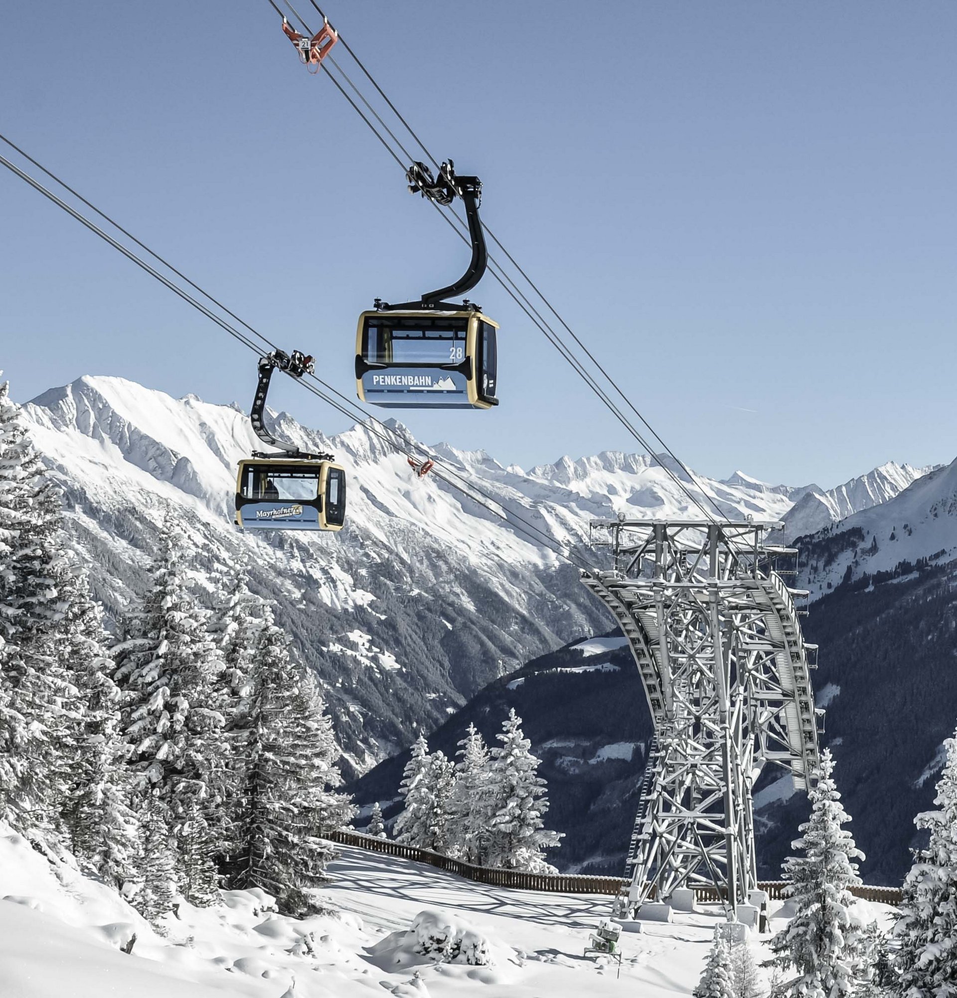 Mayrhofen Gondelbahn mit automatischen Sonderlösung Schiebetüren