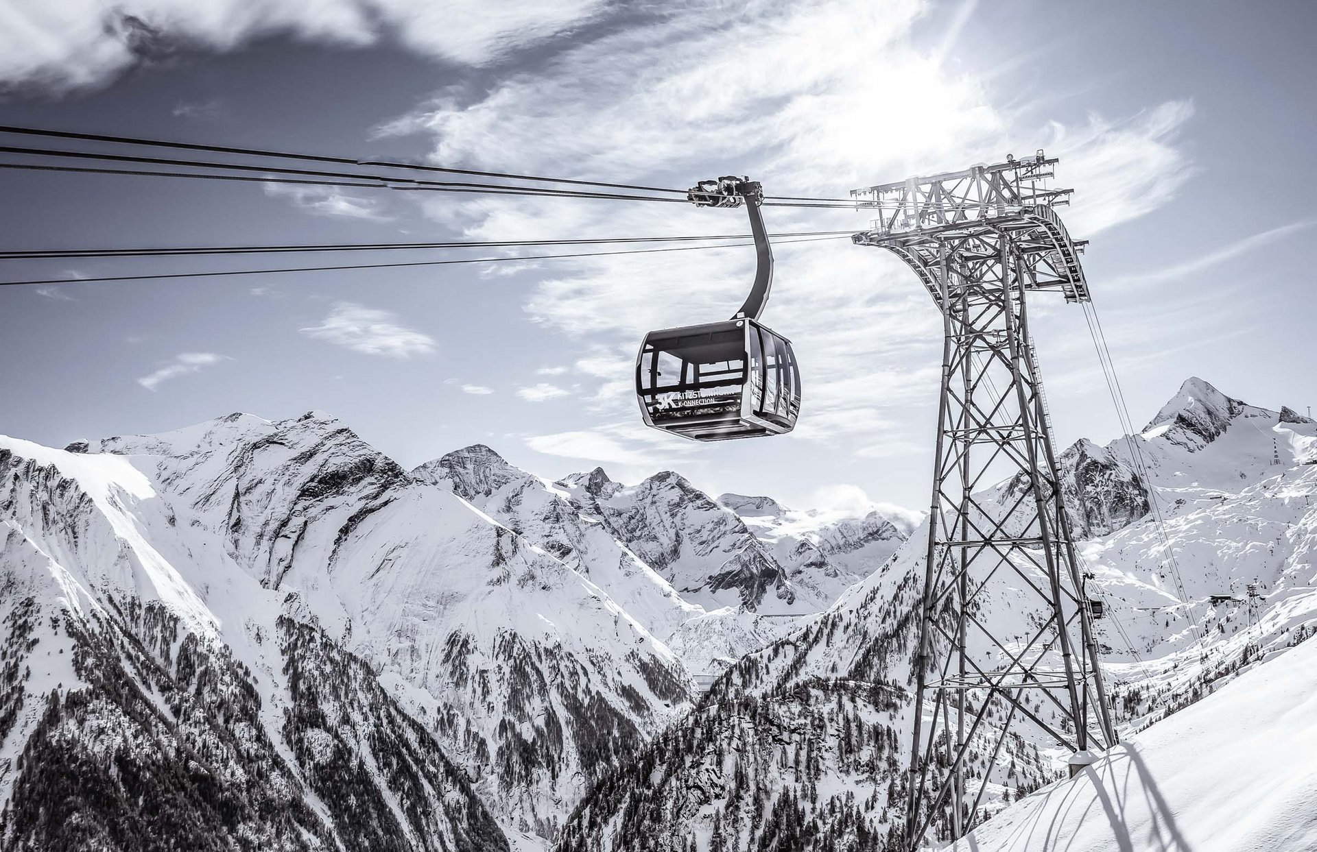 Explorer Gondelbahn Kitzsteinhorn mit automatischen Sonderlösung Schiebetüren